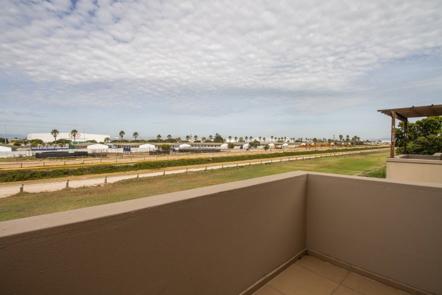 3 Bedroom Property for Sale in Royal Ascot Western Cape